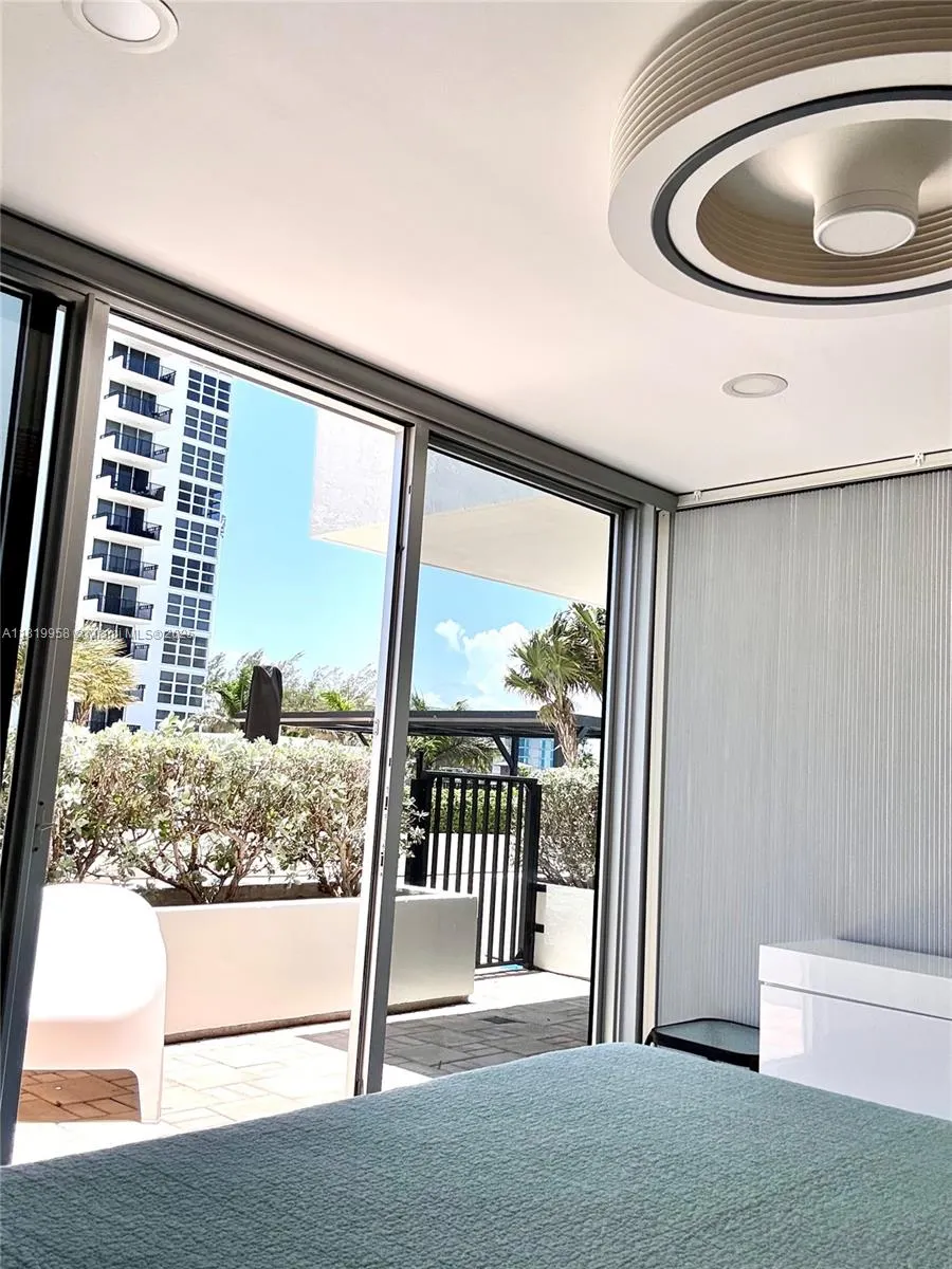 531 N Ocean Blvd, #404