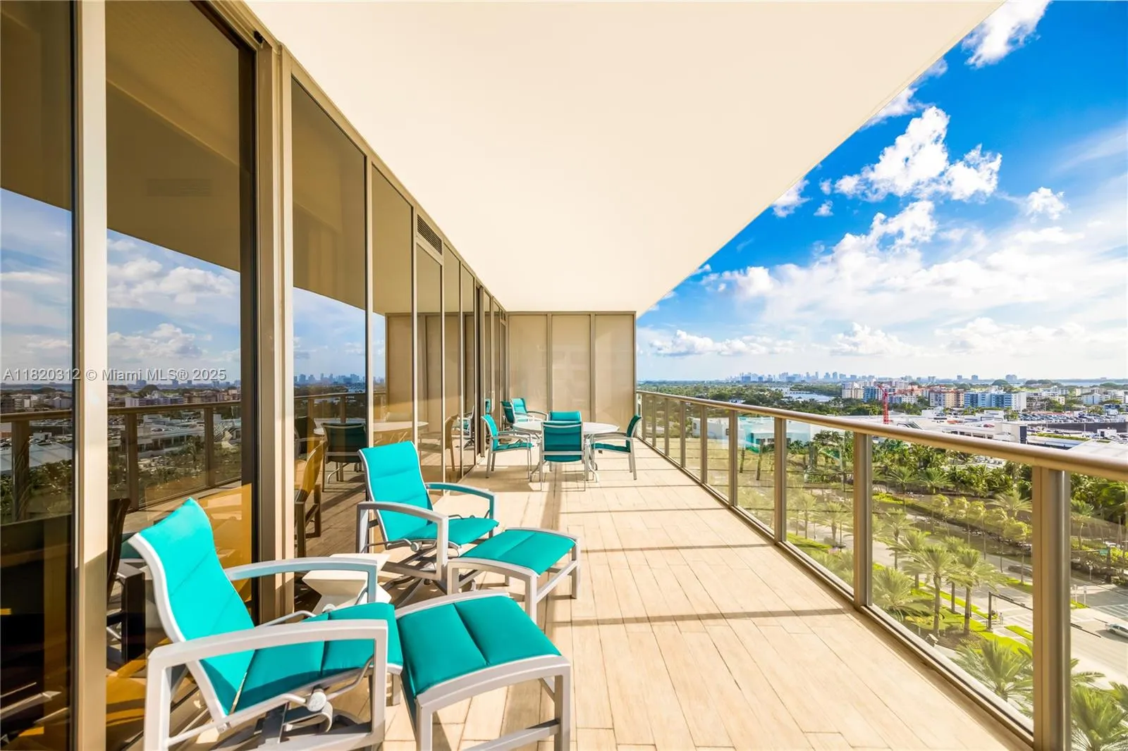 9705 Collins Ave, #1101N