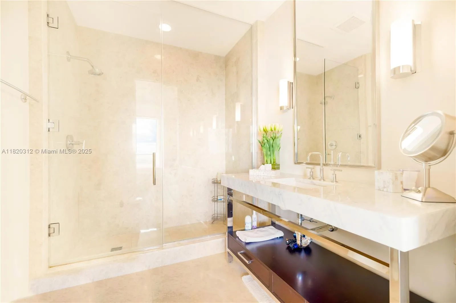 9705 Collins Ave, #1101N