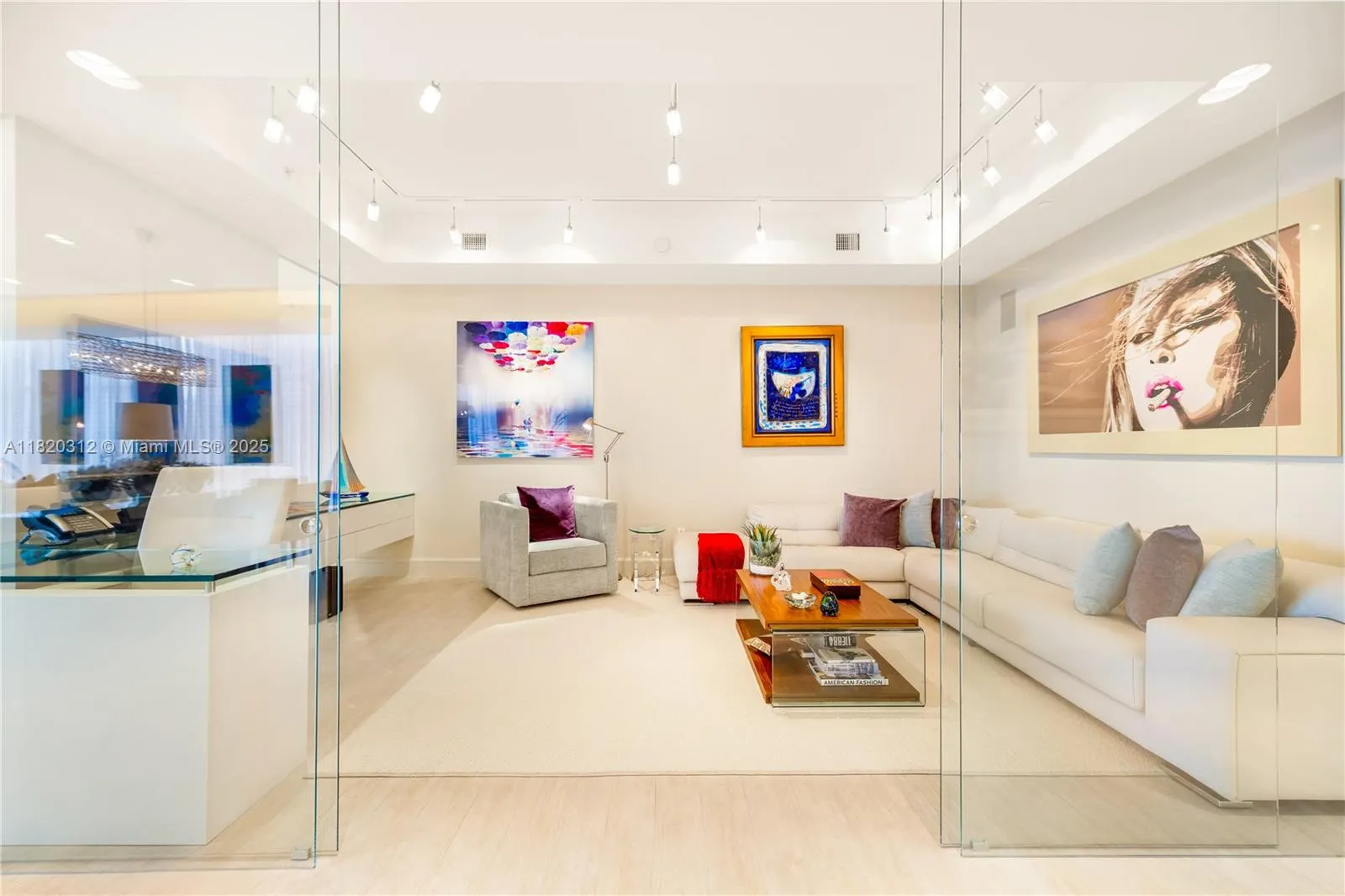 9705 Collins Ave, #1101N