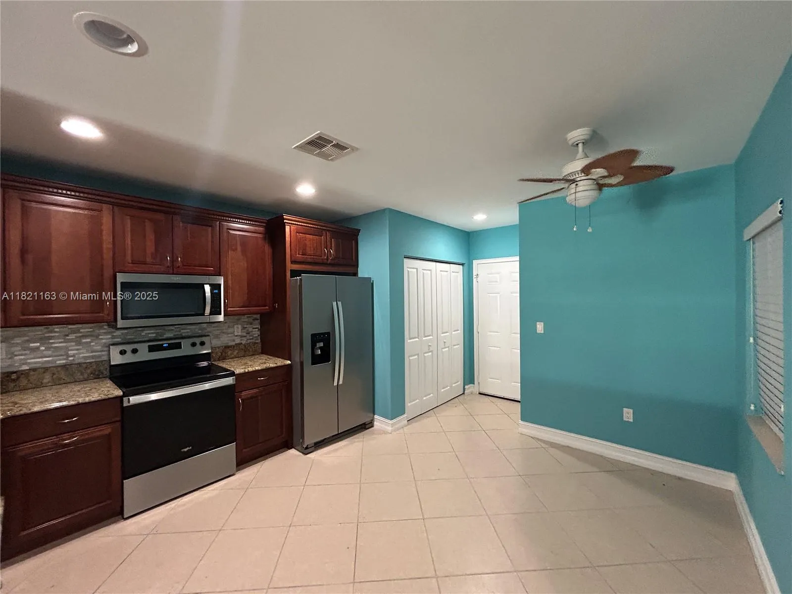2837 Hidden Harbour Ct
