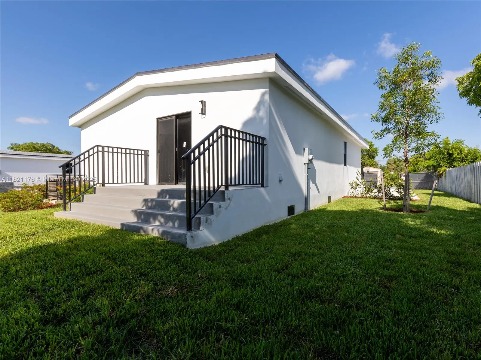 504 NW 15th Ave