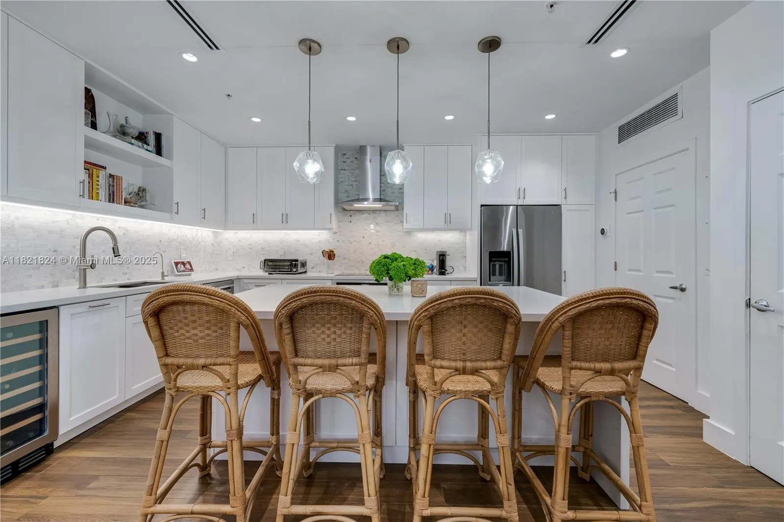 888 S Douglas Rd, #115