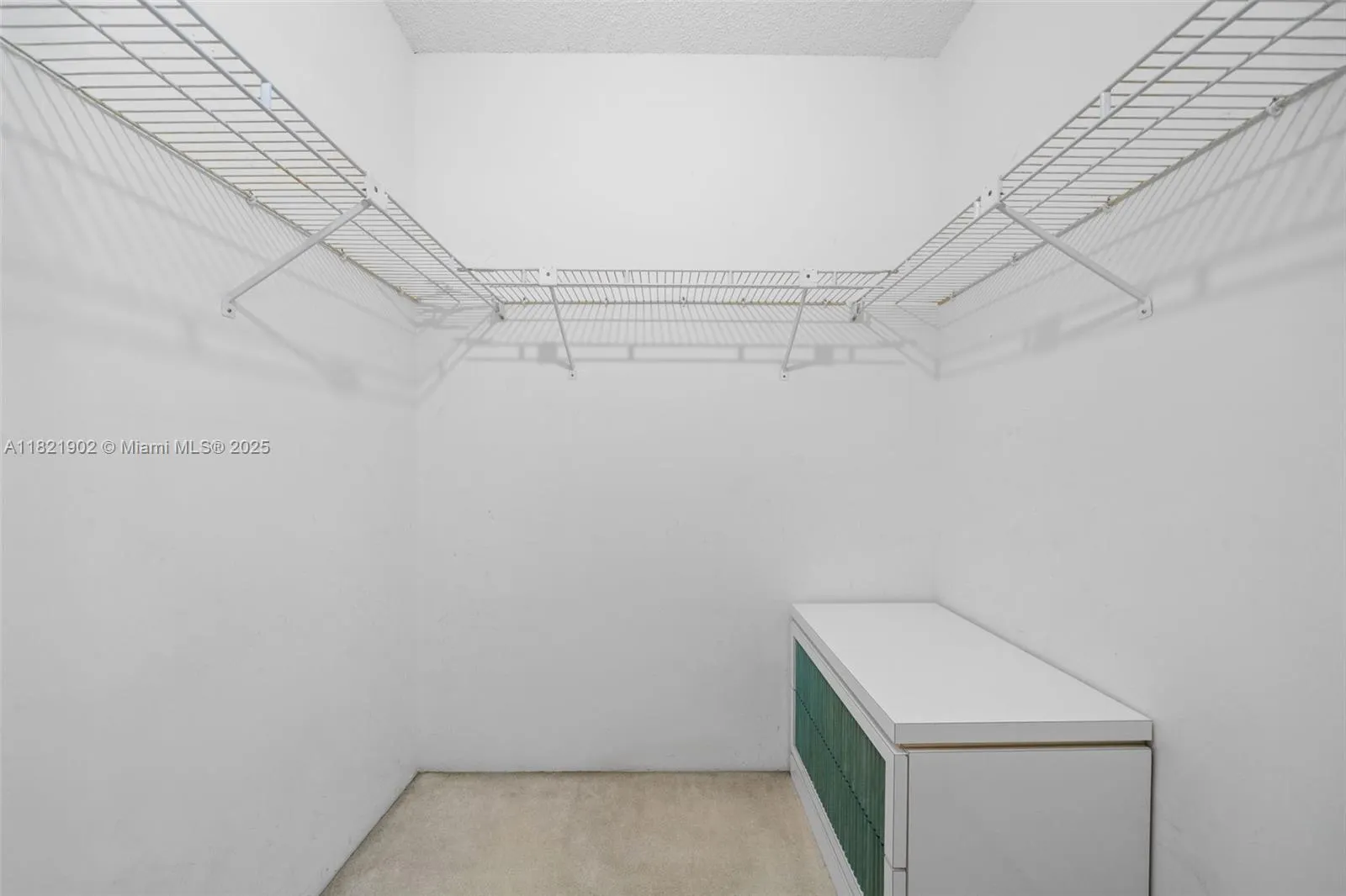 9455 Collins Ave, #305