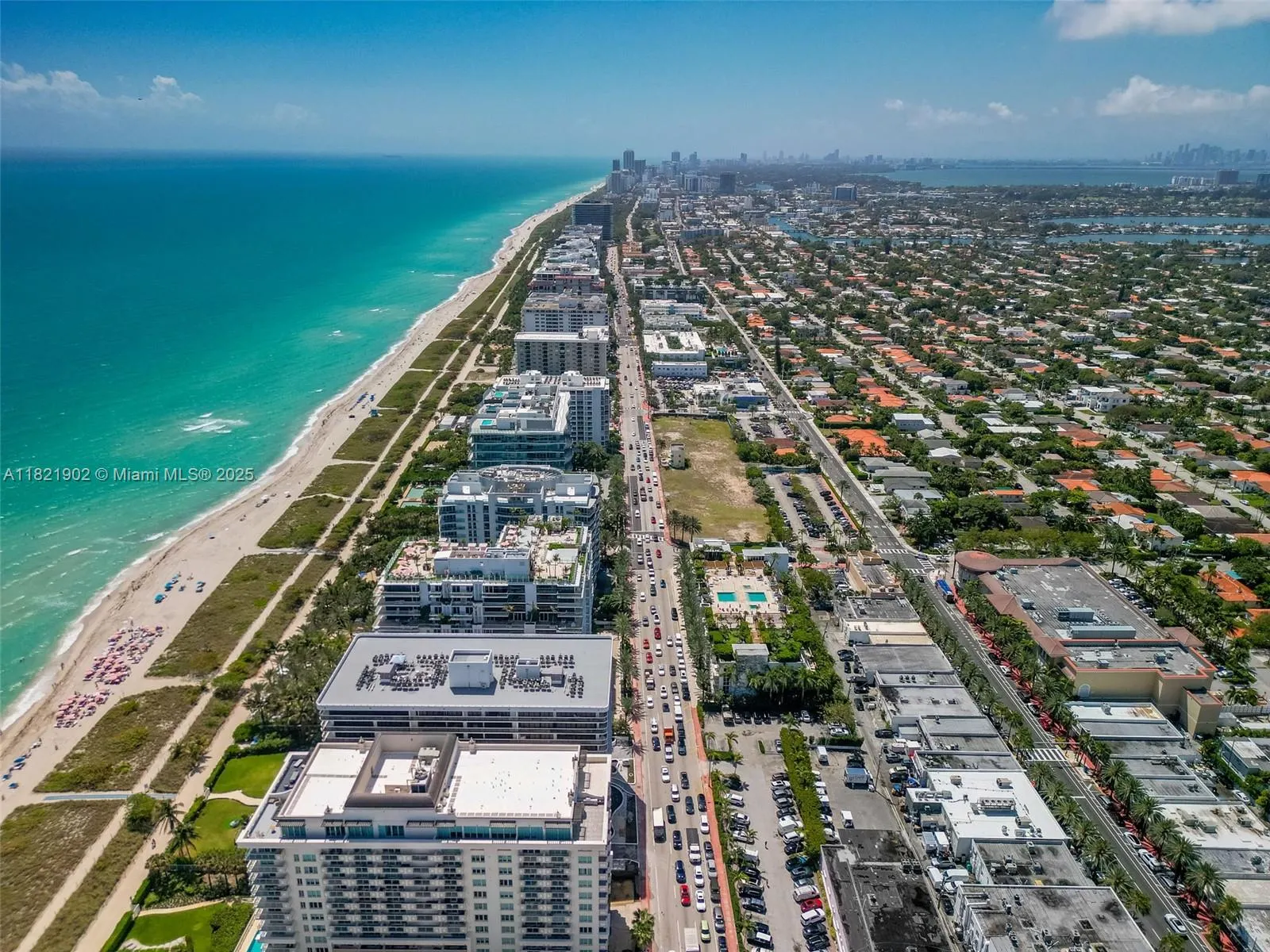 9455 Collins Ave, #305