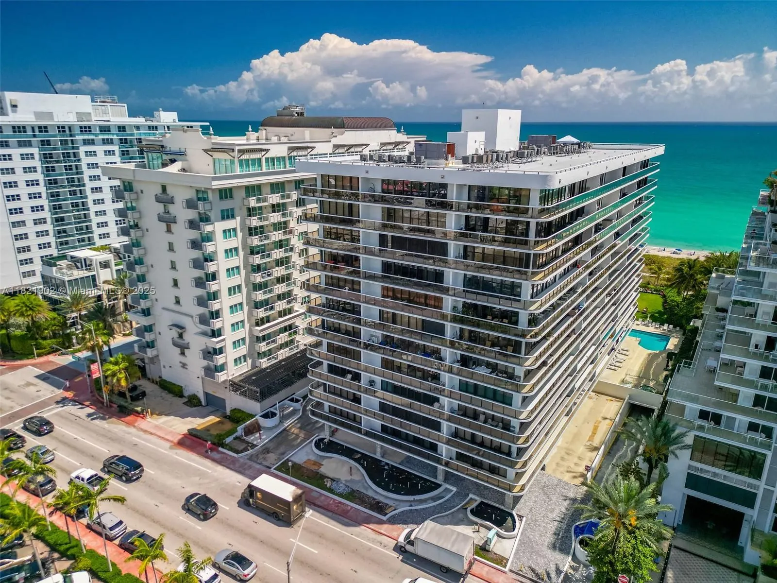 9455 Collins Ave, #305