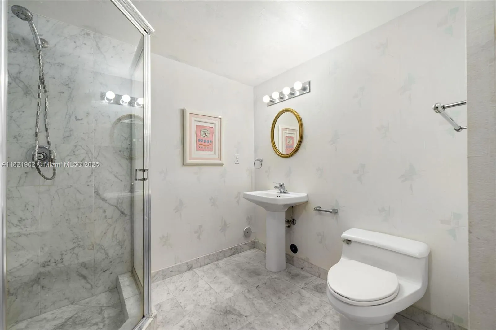 9455 Collins Ave, #305