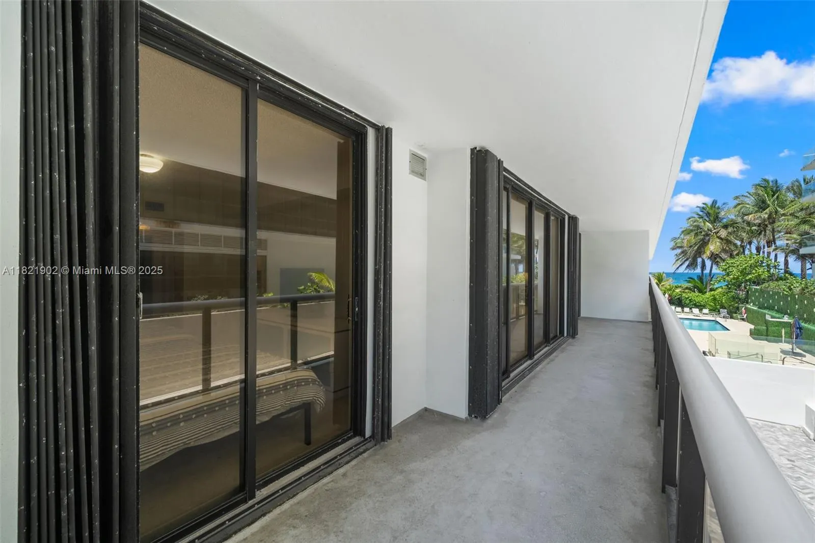 9455 Collins Ave, #305