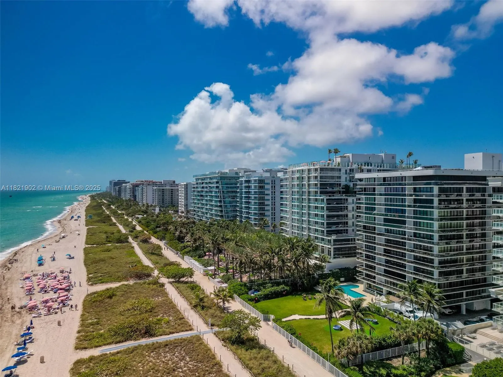 9455 Collins Ave, #305
