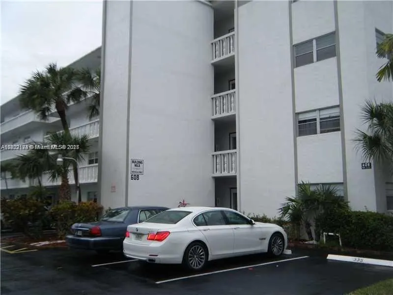 608 NE 2nd St, #133