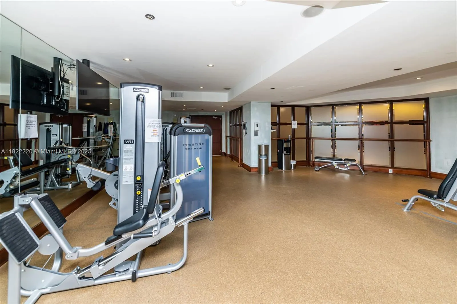 10205 Collins Ave, #1504