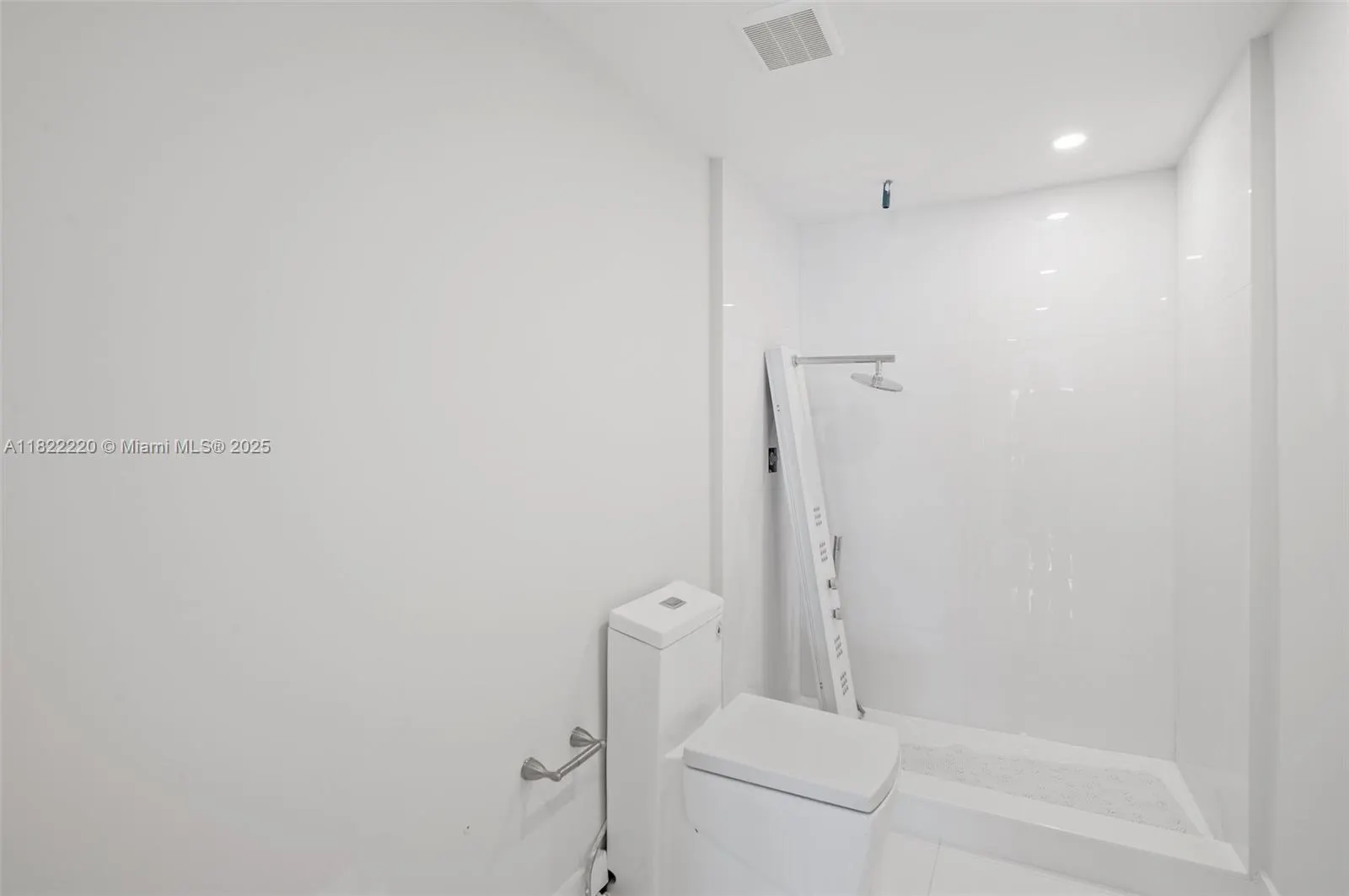 10205 Collins Ave, #1504