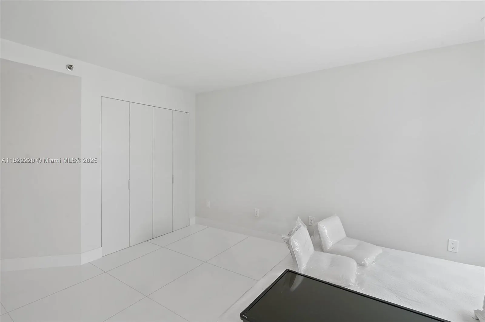 10205 Collins Ave, #1504