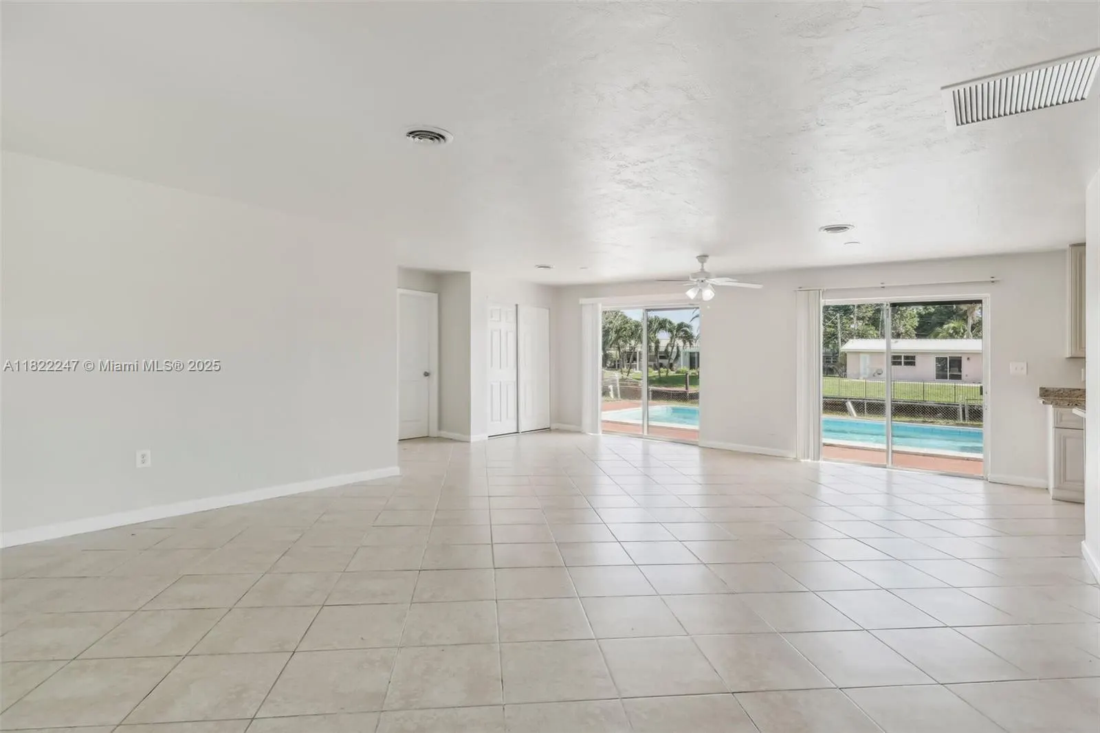 1700 SW 5th Ave
