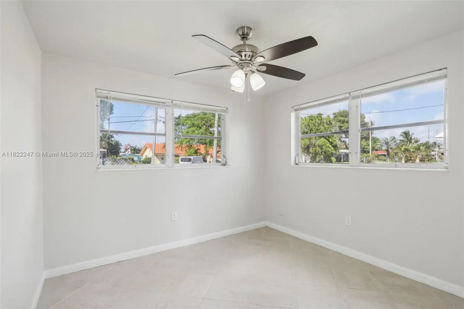 1700 SW 5th Ave
