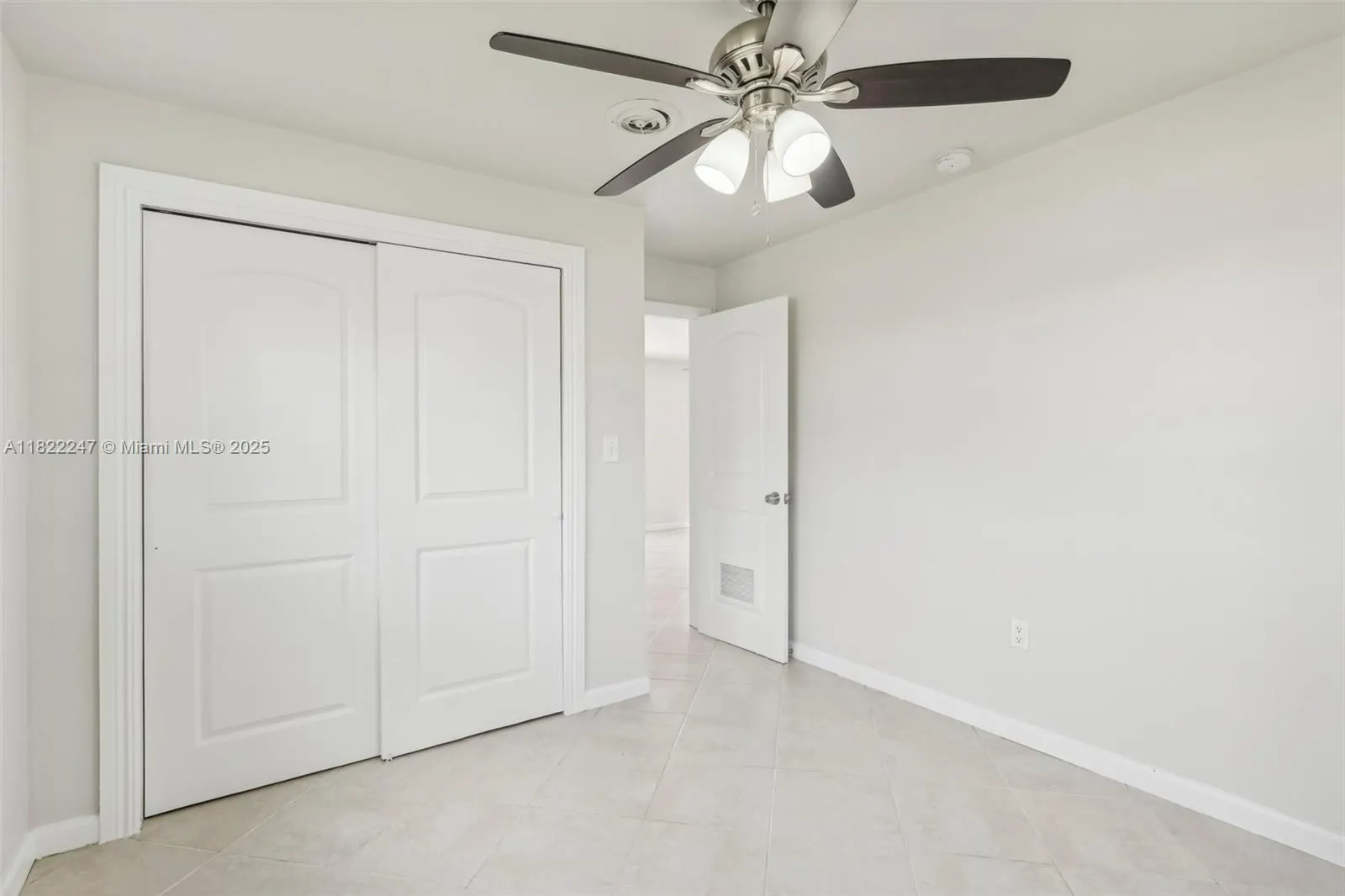 1700 SW 5th Ave