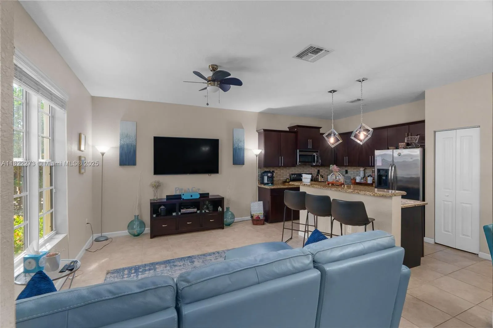 278 SW 7th Ct