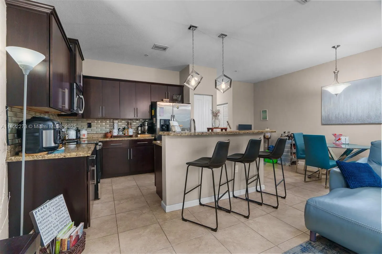 278 SW 7th Ct