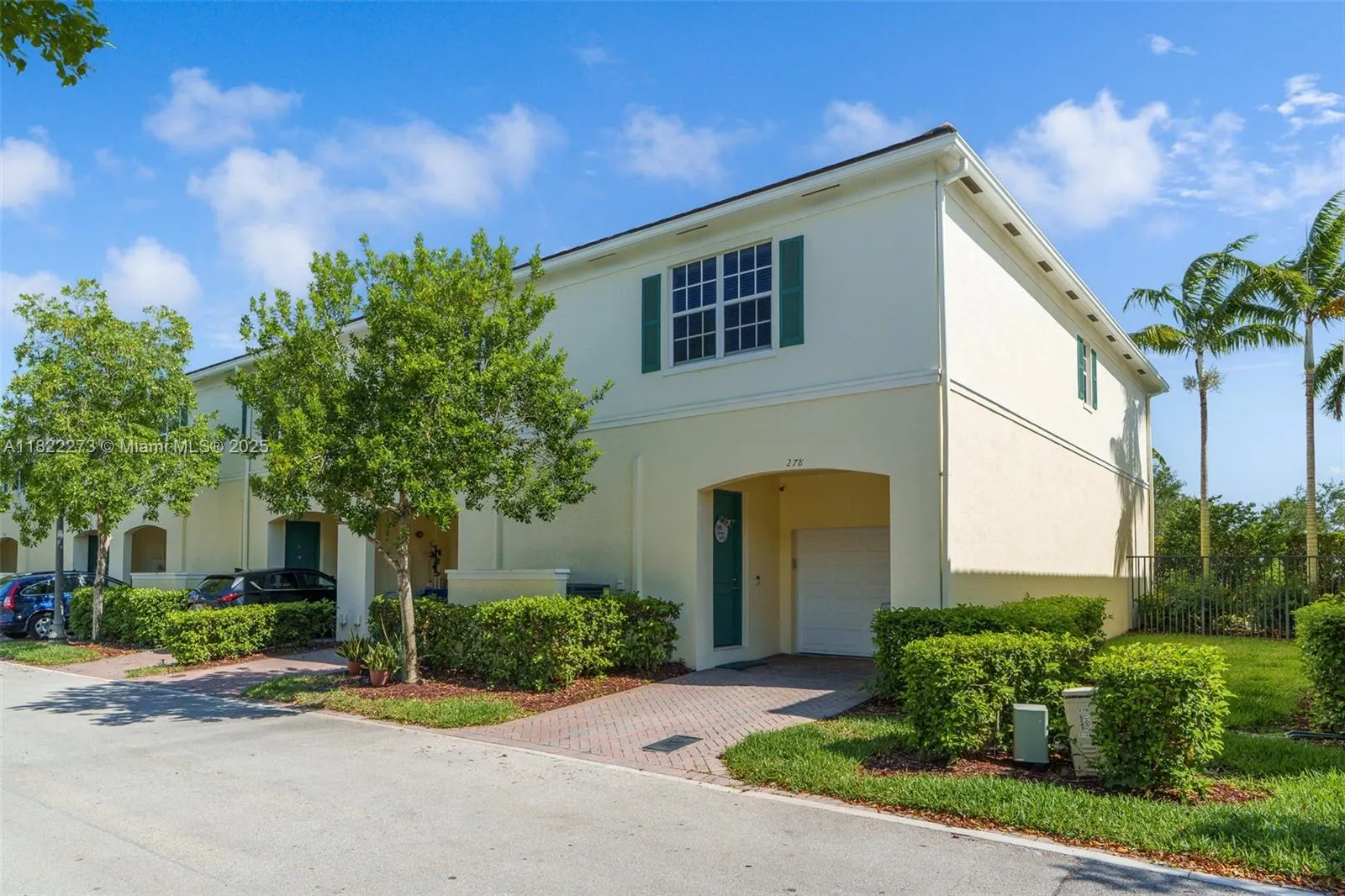 278 SW 7th Ct
