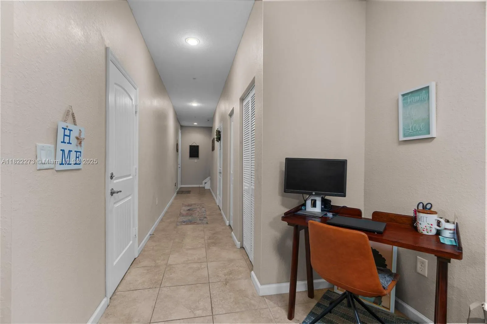 278 SW 7th Ct