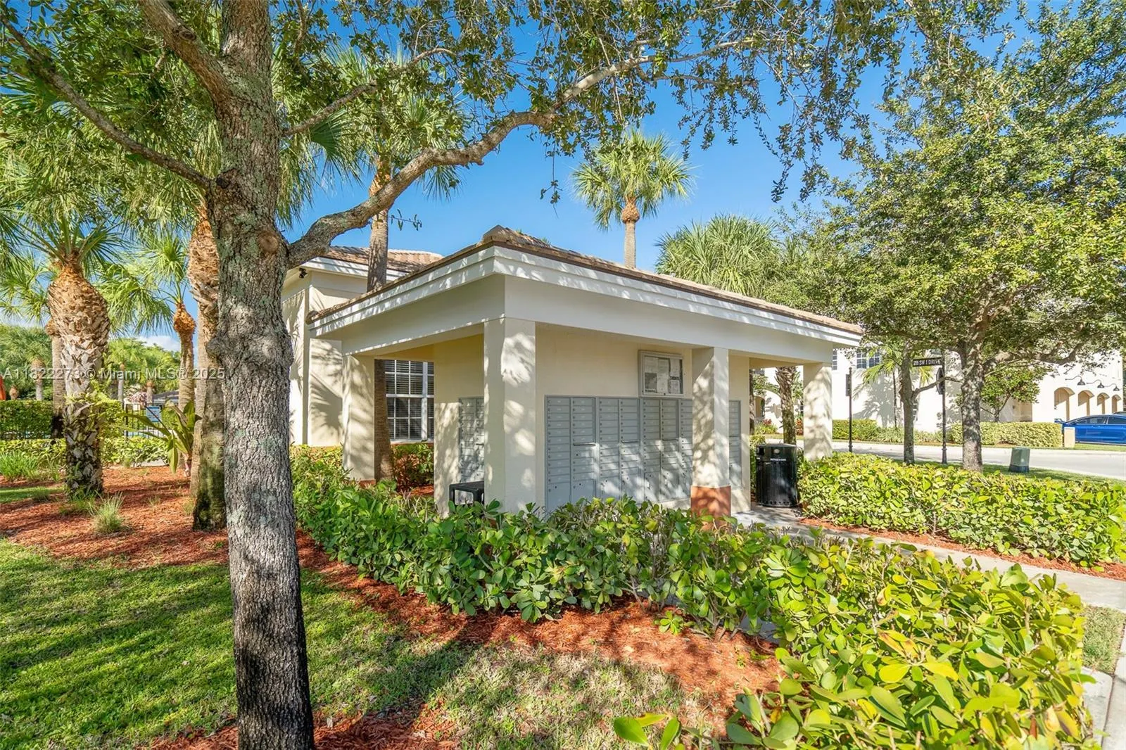 278 SW 7th Ct