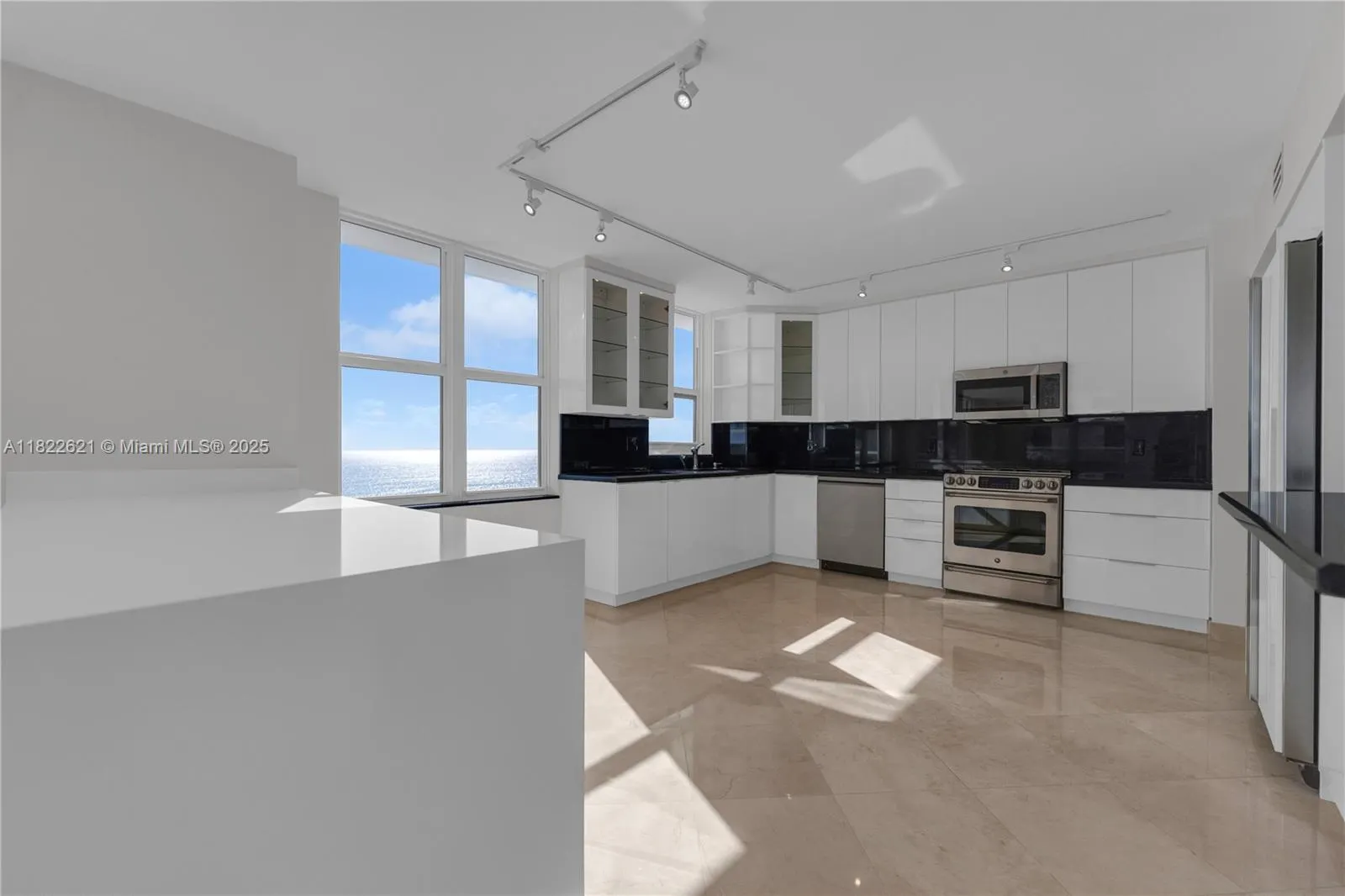 9801 Collins Ave, #16Y