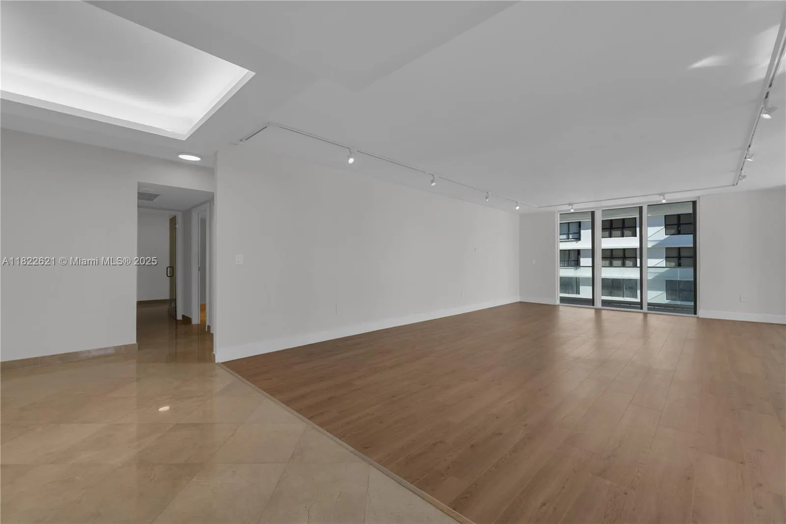 9801 Collins Ave, #16Y