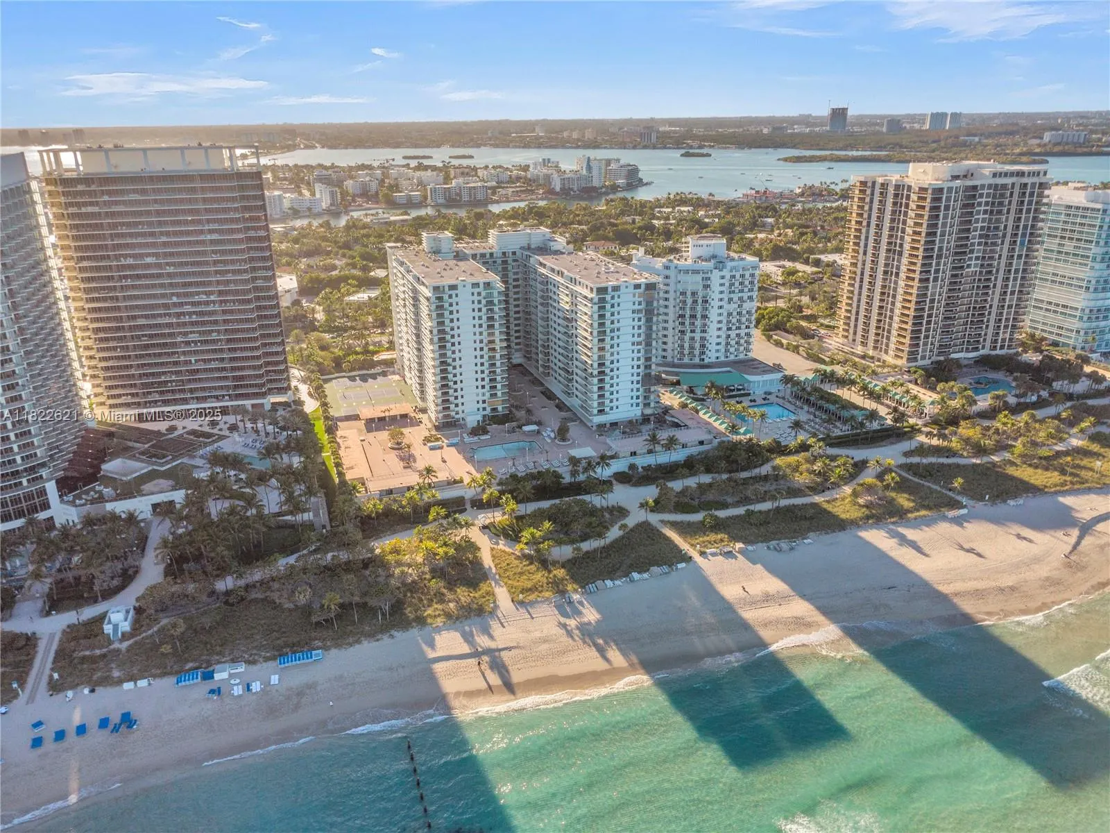 9801 Collins Ave, #16Y