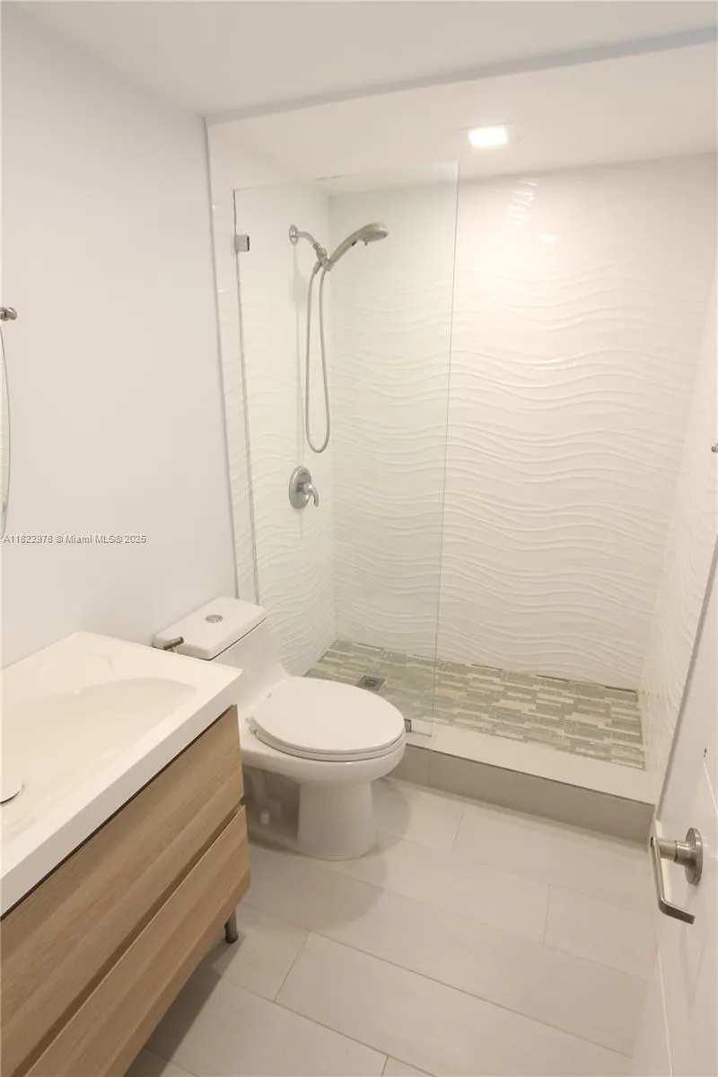 427 Santander Ave, #202