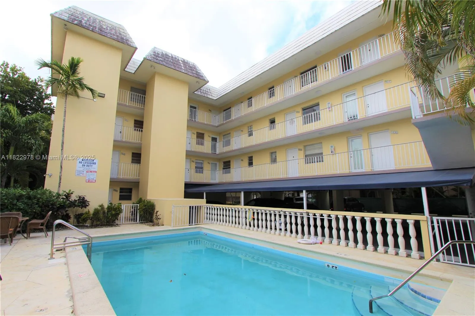 427 Santander Ave, #202