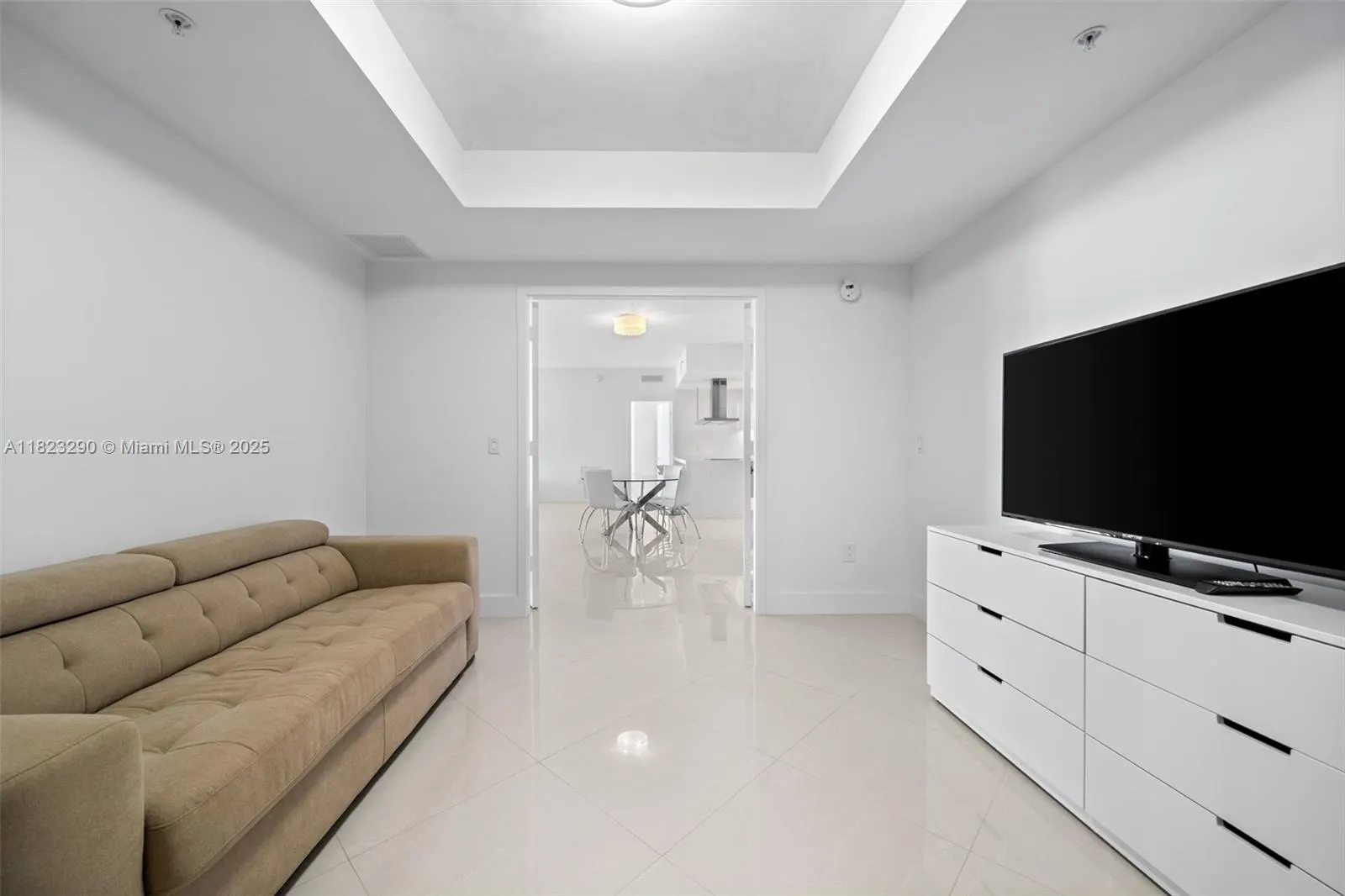 17301 Biscayne Blvd, #1704