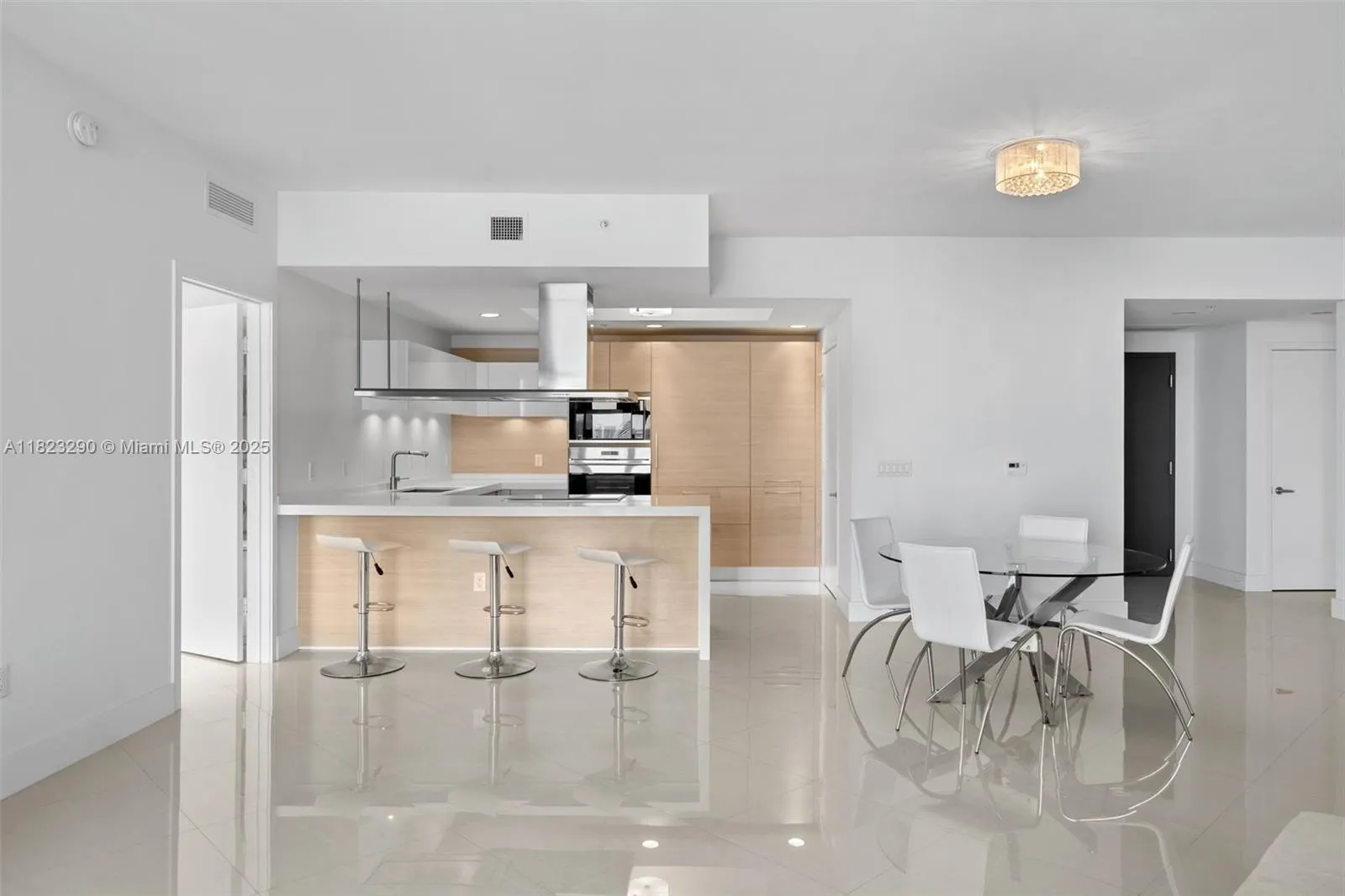 17301 Biscayne Blvd, #1704