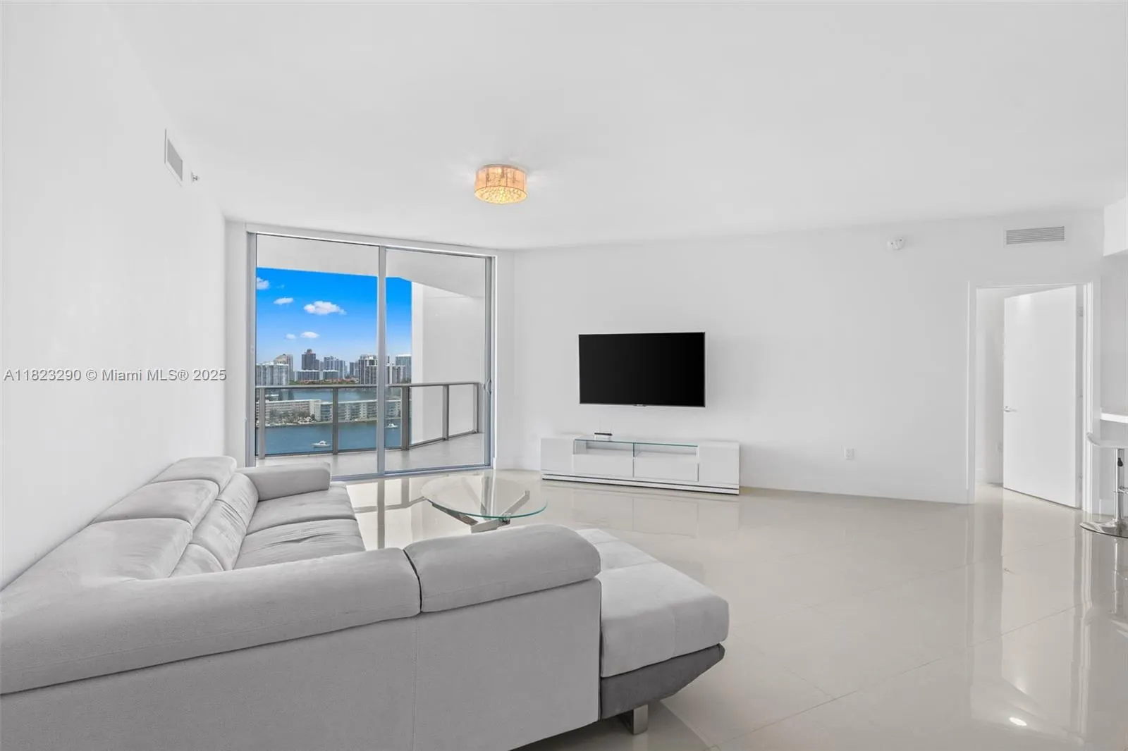 17301 Biscayne Blvd, #1704