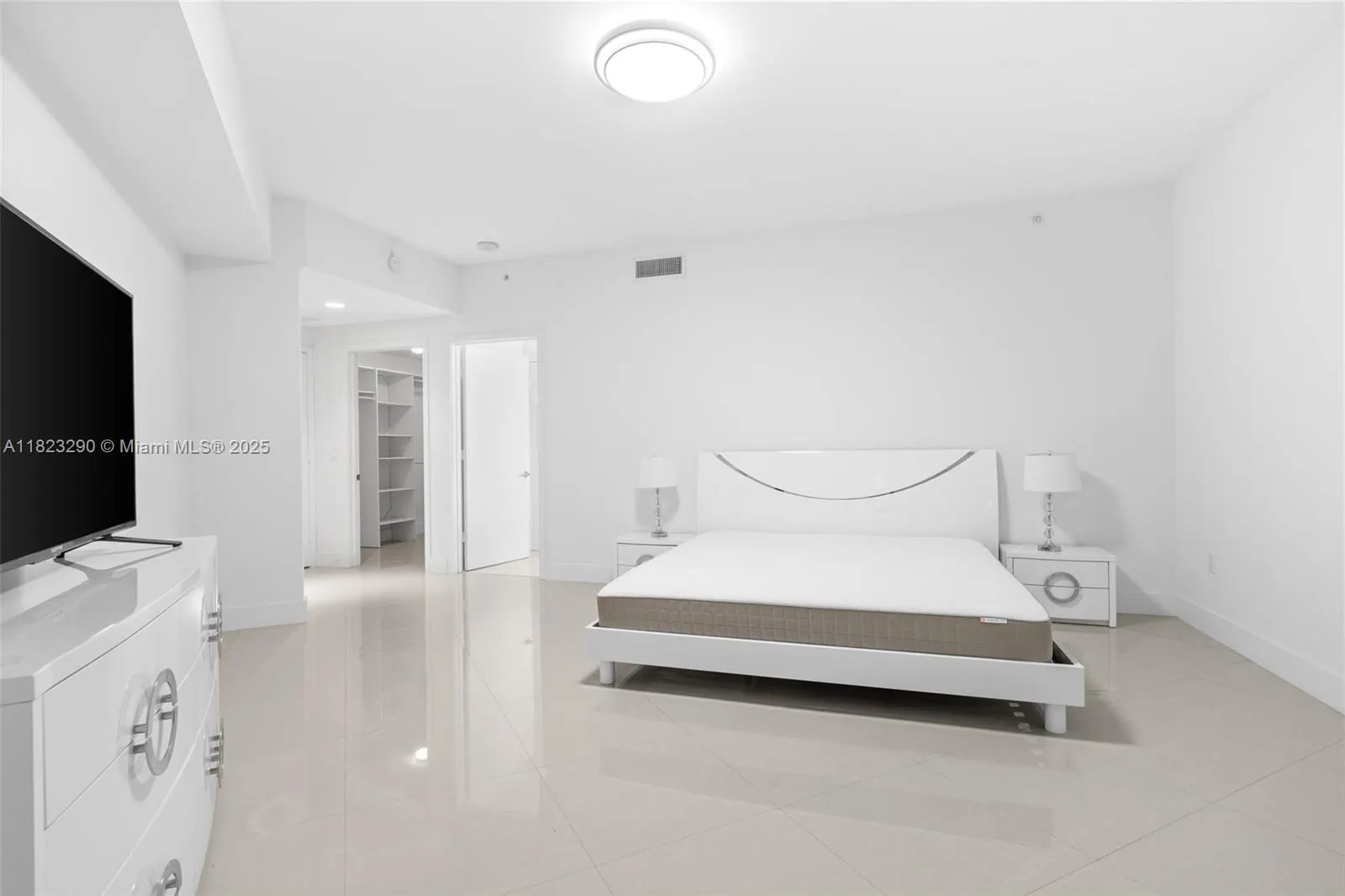 17301 Biscayne Blvd, #1704