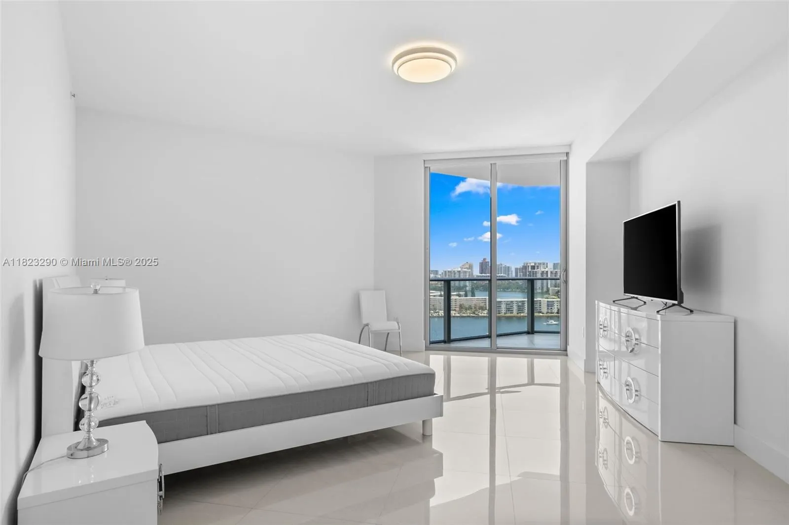 17301 Biscayne Blvd, #1704