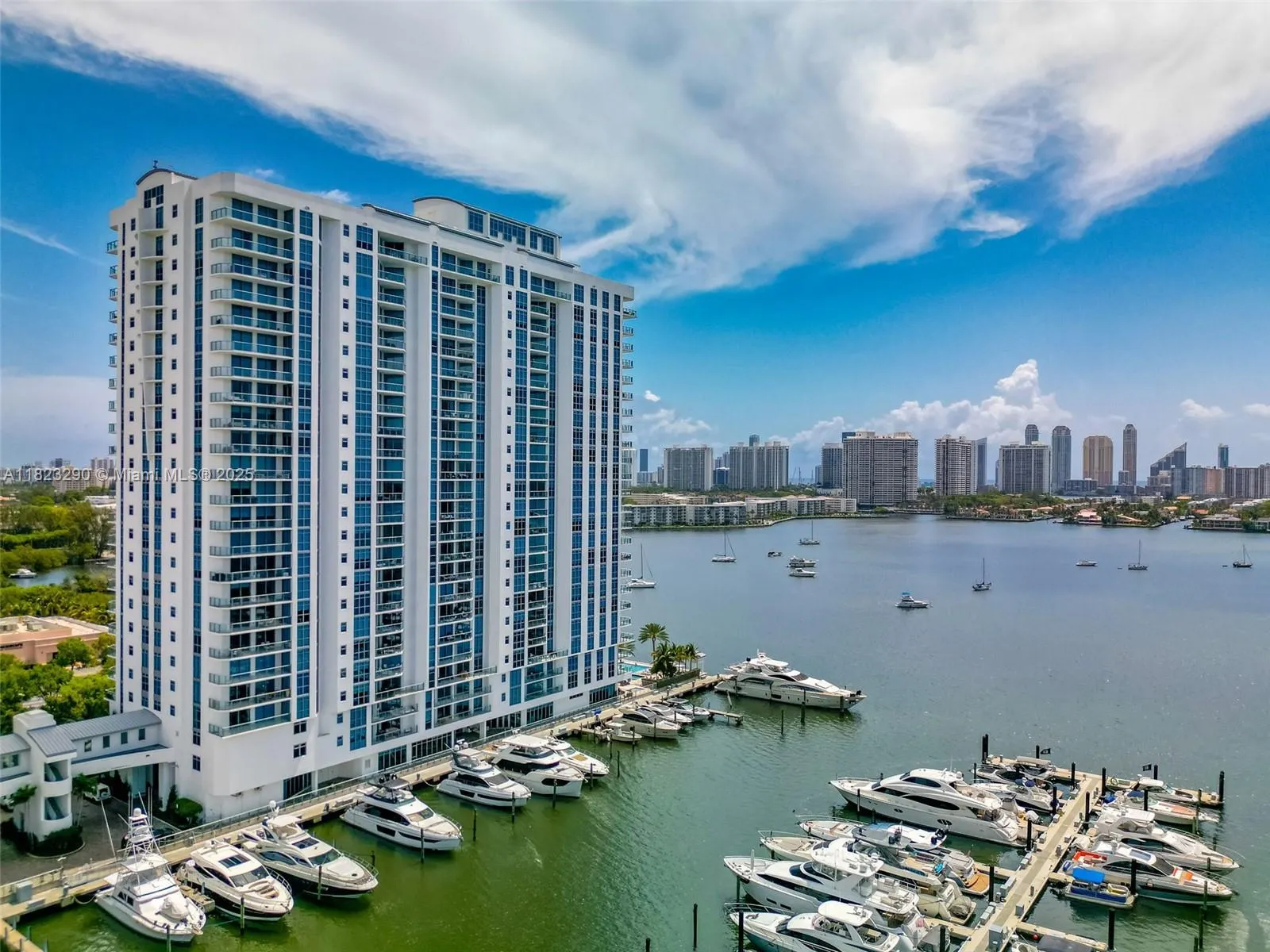 17301 Biscayne Blvd, #1704