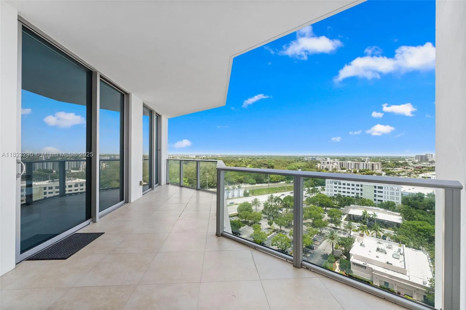 17301 Biscayne Blvd, #1704