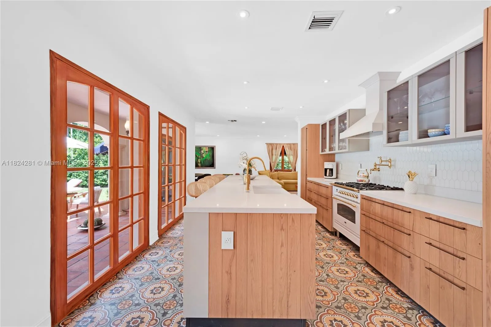 111 Aledo Ave