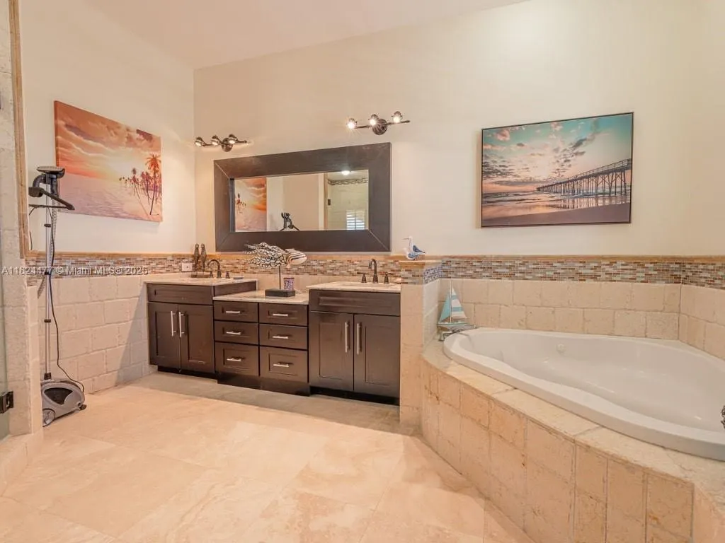 30825 Ortega Ln