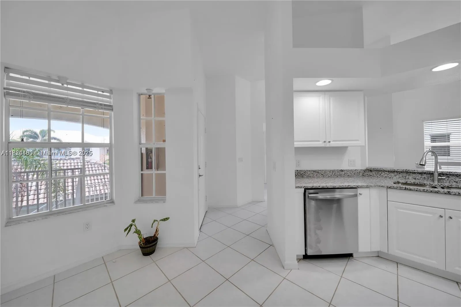365 STELLA MARIS DR. N, #2905