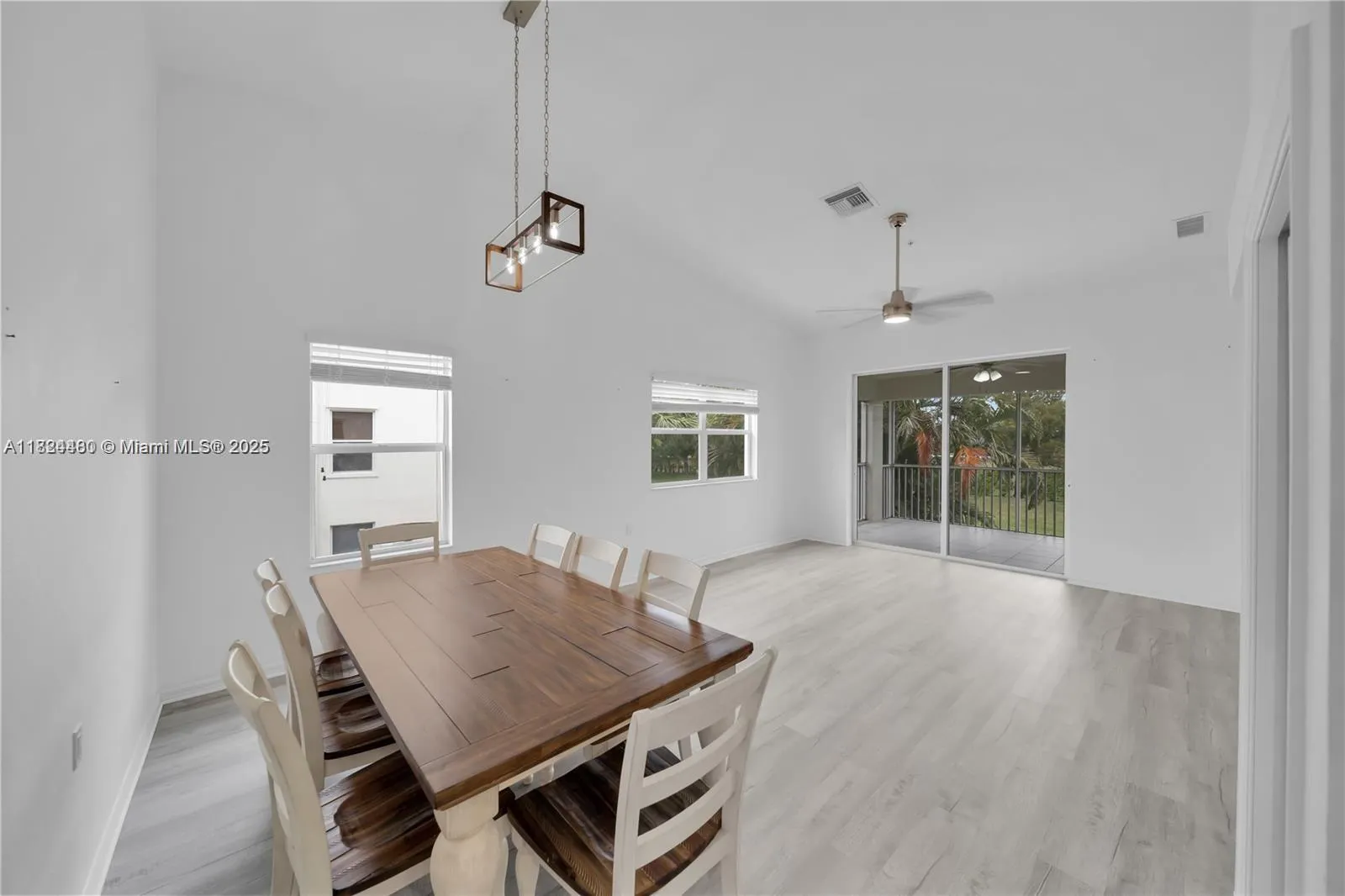 365 STELLA MARIS DR. N, #2905