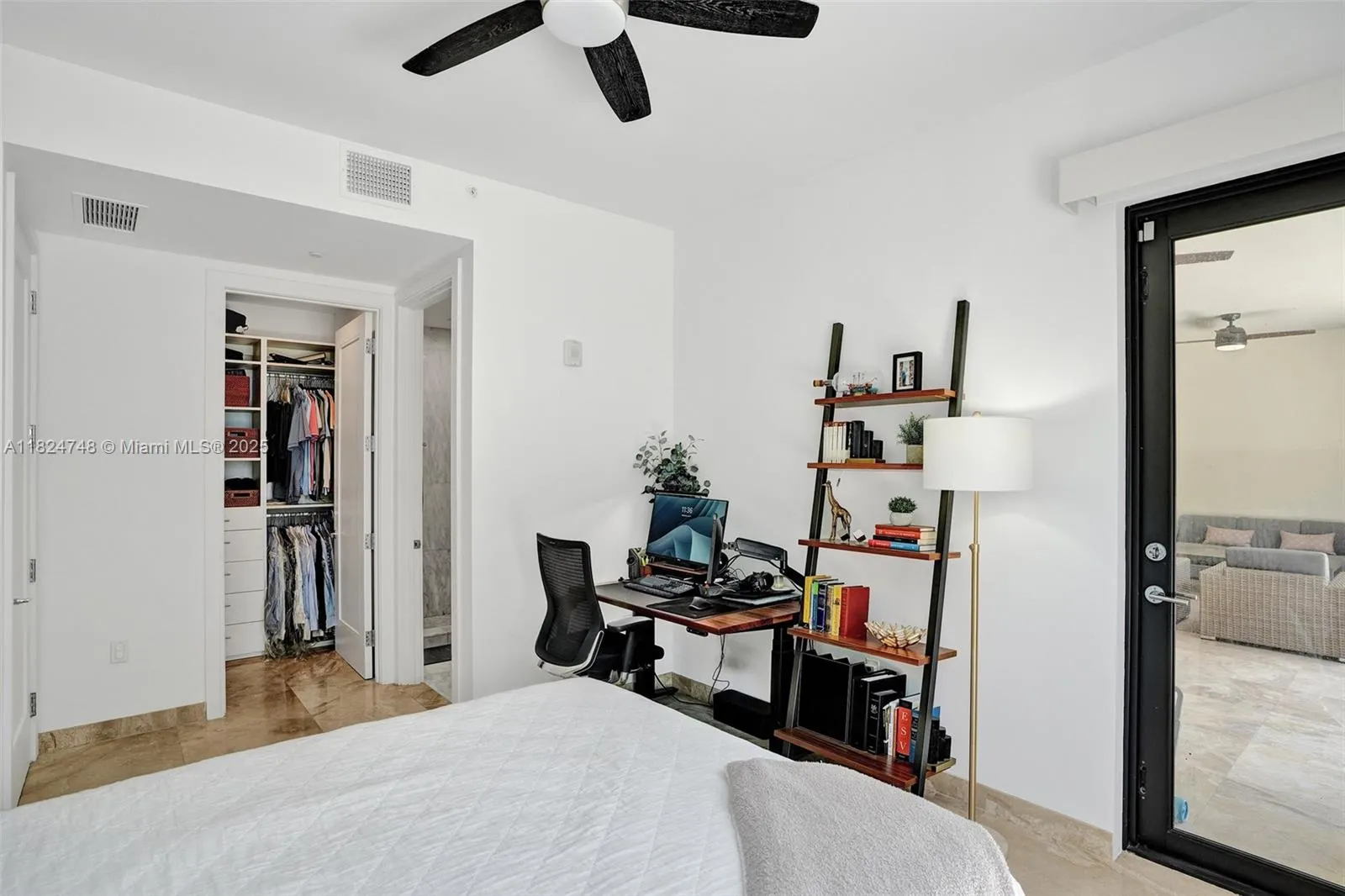 718 Valencia Ave, #204