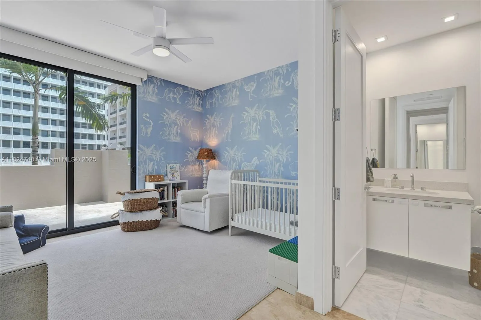 718 Valencia Ave, #204