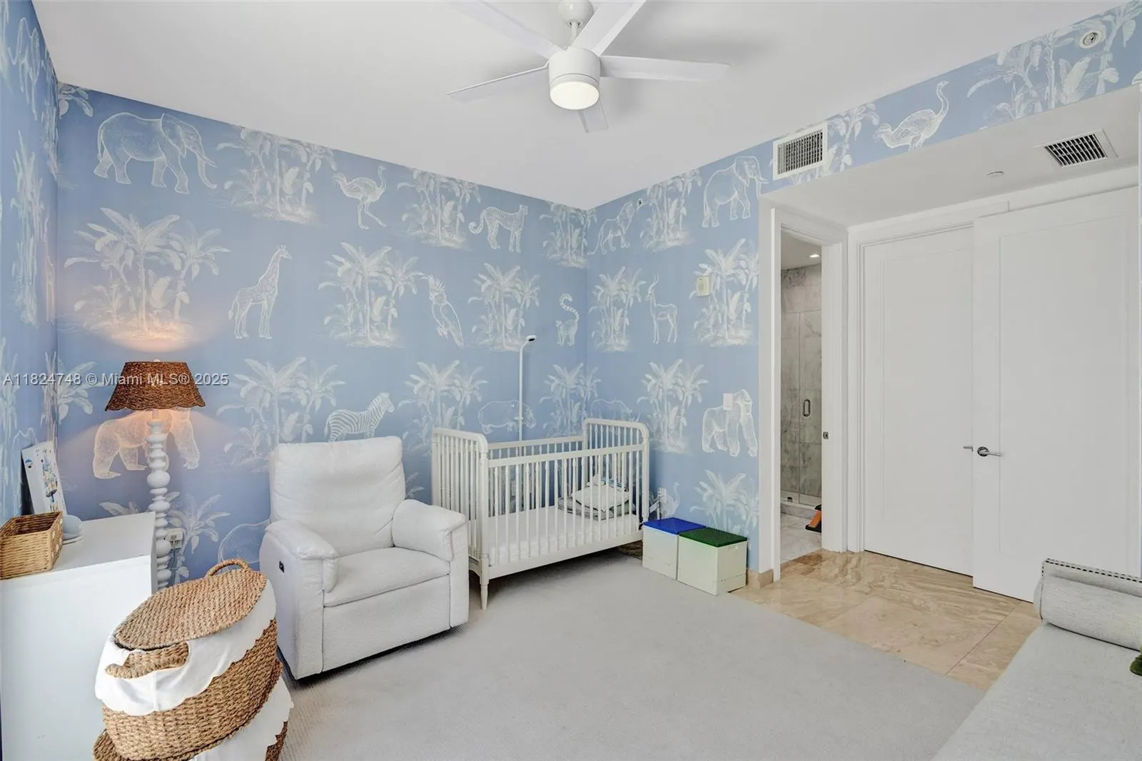 718 Valencia Ave, #204