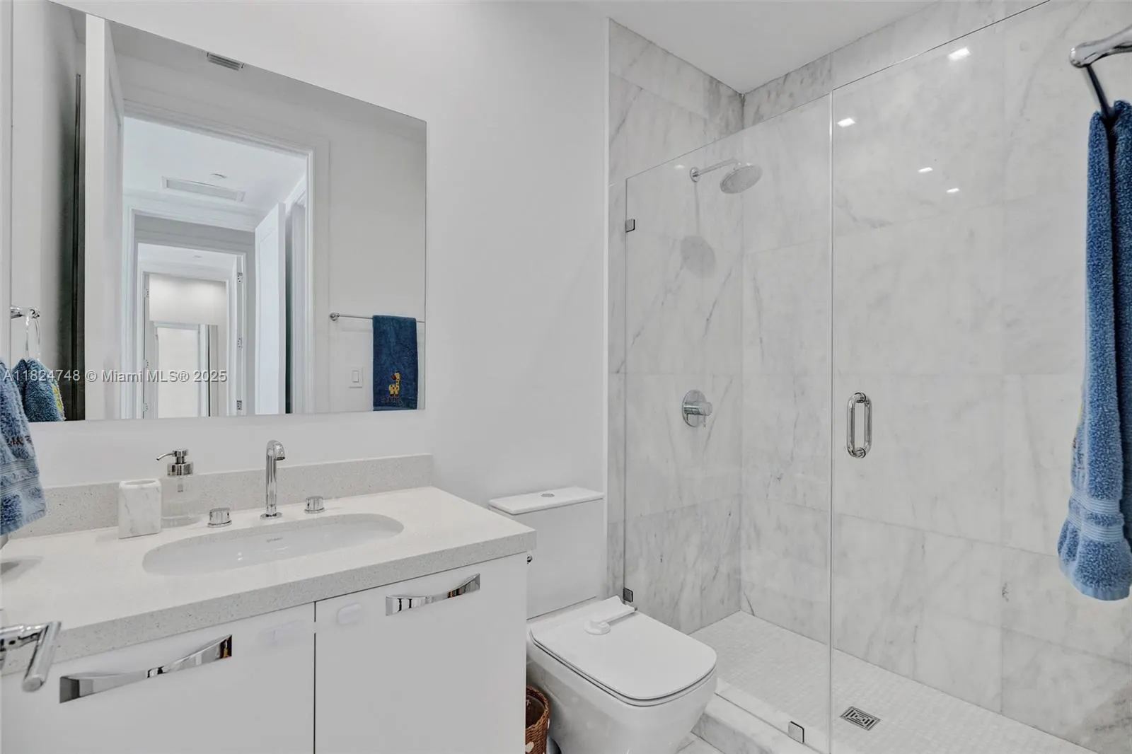 718 Valencia Ave, #204