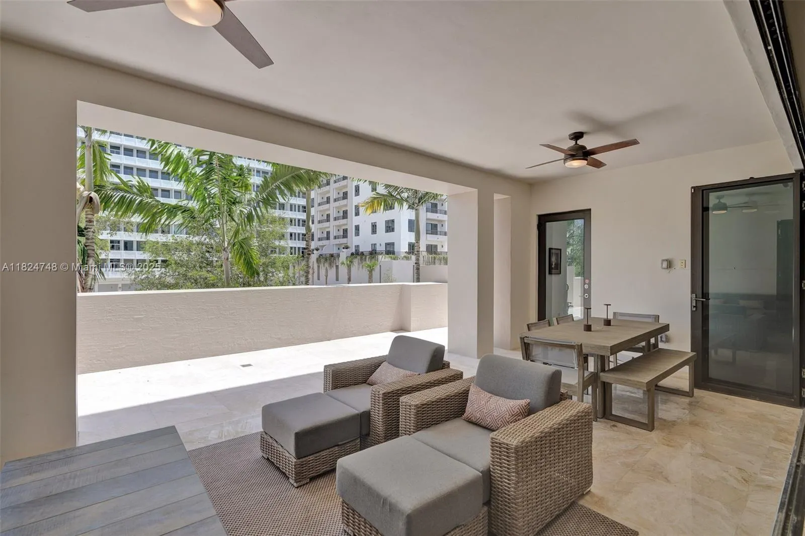 718 Valencia Ave, #204
