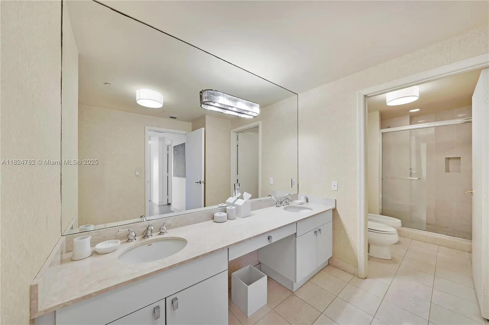 9601 Collins Ave, #809