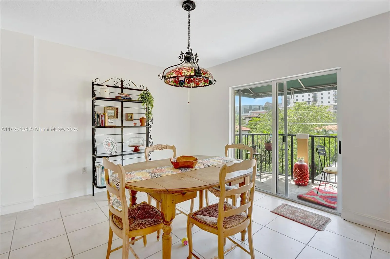 322 Madeira Ave., #402