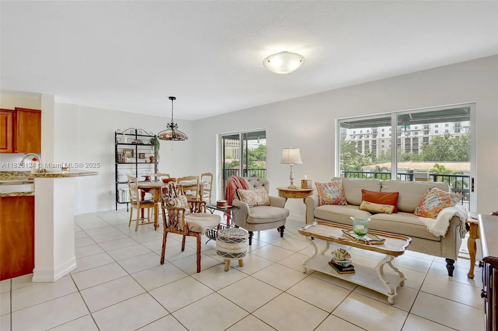 322 Madeira Ave., #402