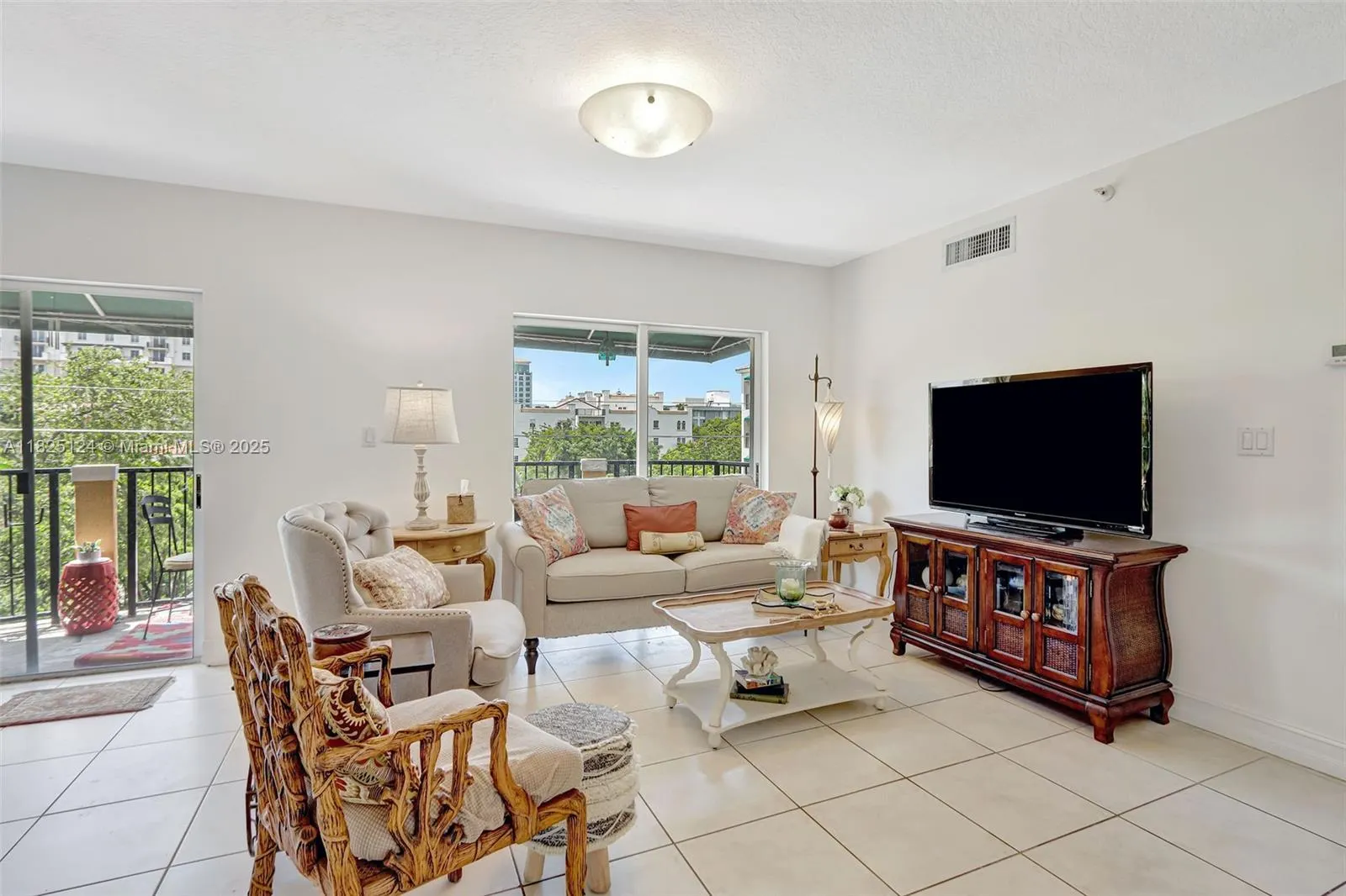 322 Madeira Ave., #402
